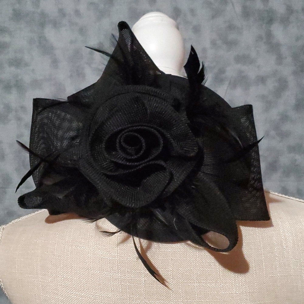 NWT headpiece black